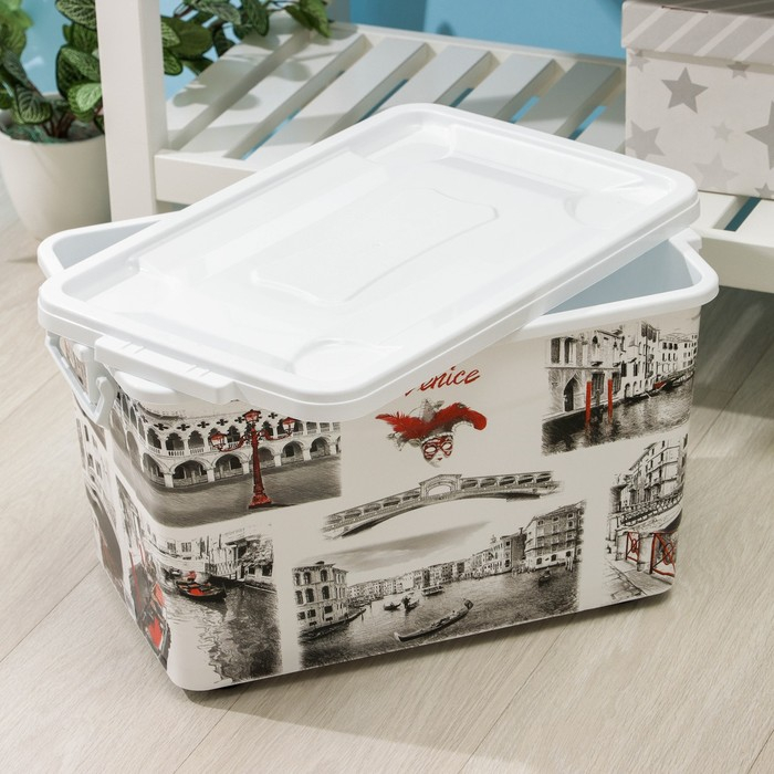 Контейнер для хранения с крышкой «Венеция», 35 л, 50,5×31×30 см, на колёсиках, цвет белый Контейнер для хранения с крышкой «Венеция», 35 л, 50,5×31×30 см, на колёсиках, цвет белый