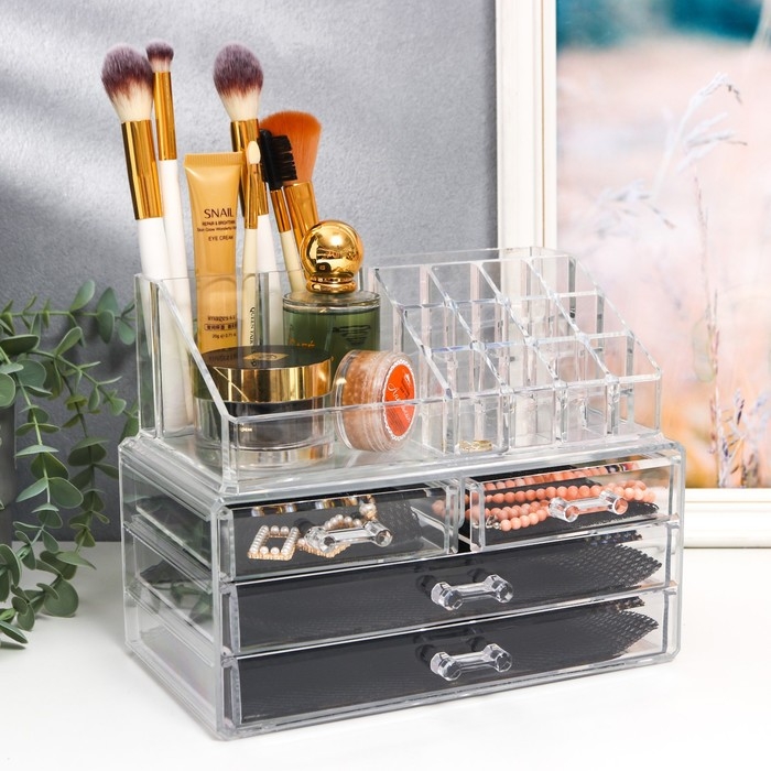 Шкатулка-органайзер пластик 4 ящика прозрачная 18,5х14,5х24 см Шкатулка-органайзер пластик 4 ящика прозрачная 18,5х14,5х24 см