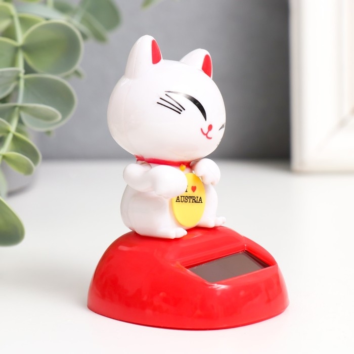 Маятник пластик от солнечной батареи Маятник пластик от солнечной батареи "Кот Манэки-нэко счастливый" МИКС 8,5х5х6 см