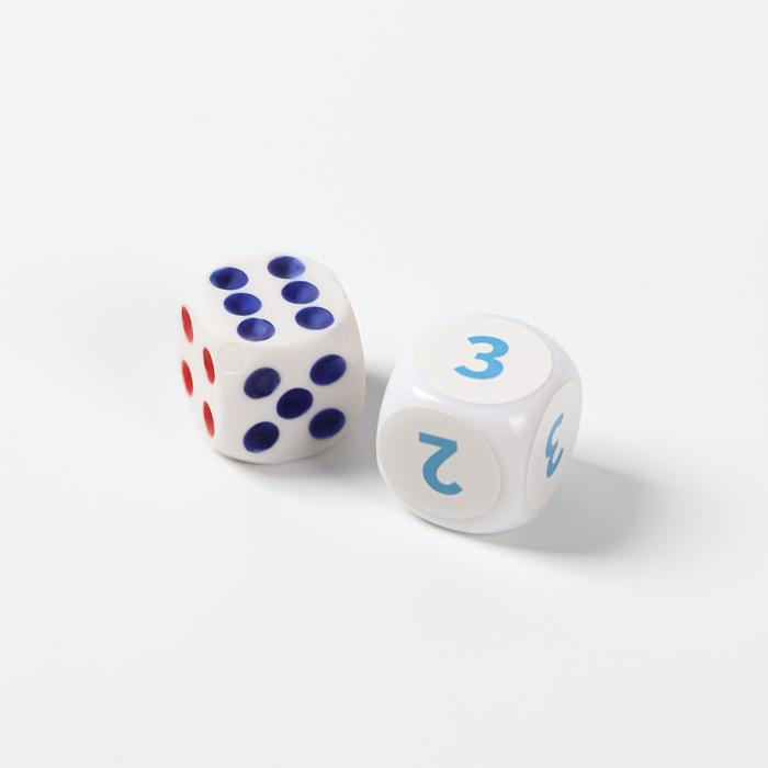 Настольная игра «Тараканы в голове. Собеседование на работу» на объяснение слов, 16+ Настольная игра «Тараканы в голове. Собеседование на работу» на объяснение слов, 16+