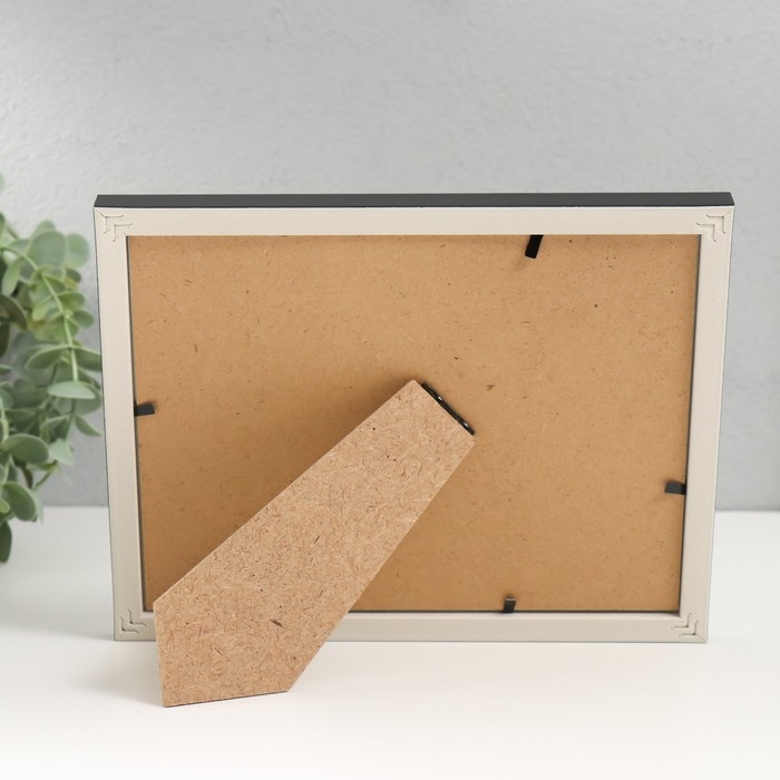 Фоторамка пластик 15х20 см "Черный мрамор с золотой рамкой" 17х22 см