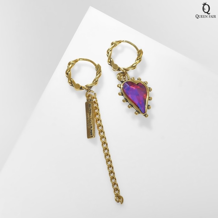 Серьги висячие со стразами «Сердце» асимметрия, цвет красный в чернёном золоте, 6,2 см