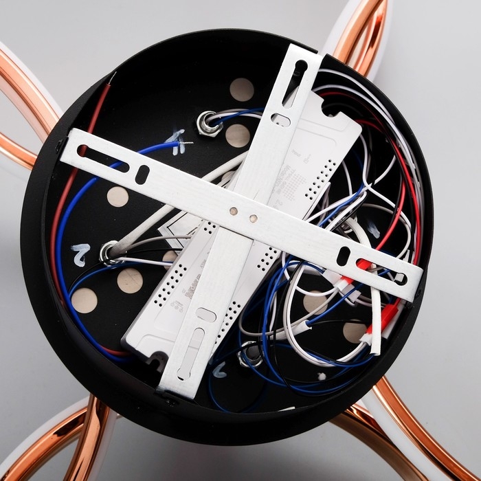 Светильник Светильник "Лоекс" 4xLED 140Вт золото 67х71х24 см BayerLux