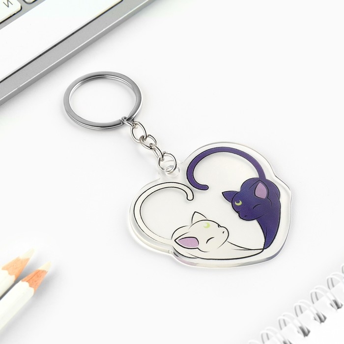 Брелок для ключей детский акриловый Брелок для ключей детский акриловый "Сердце", 5,9 х 6,7 см