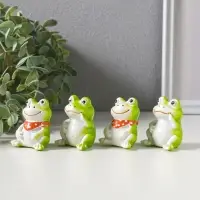 Сувенир полистоун "Зелёные лягушата" набор 4 шт 3х4х5 см