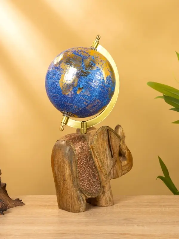 Глобус сувенирный, 17×12.5×31.5 см, подставка дерево