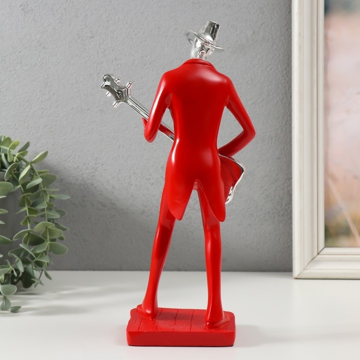 Сувенир полистоун  Сувенир полистоун "Музыкант с гитарой" красный с серебром 27,5х7,5х12,5 см