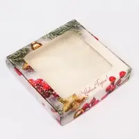 Подарочная коробка сборная с окном «Новогодние веточки», 16×16×3 см