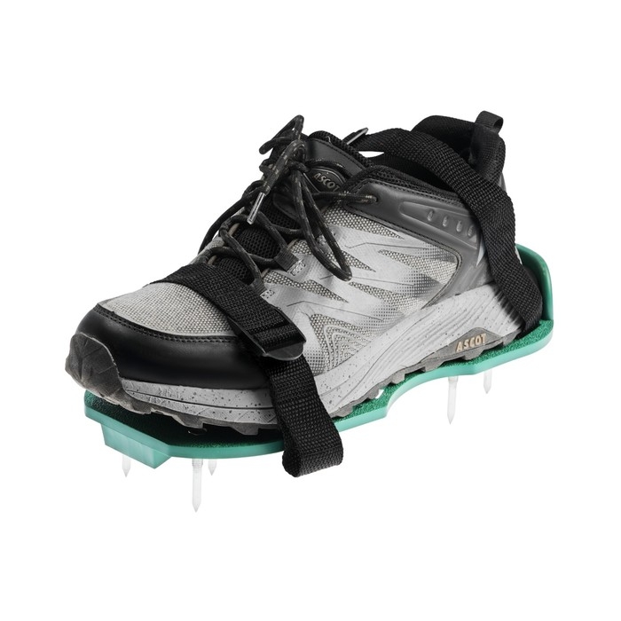 Подошвы ТУНДРА, шипованные, для наливного пола, 300х130 мм, длина шипа 42 мм, 2 шт. Подошвы ТУНДРА, шипованные, для наливного пола, 300х130 мм, длина шипа 42 мм, 2 шт.