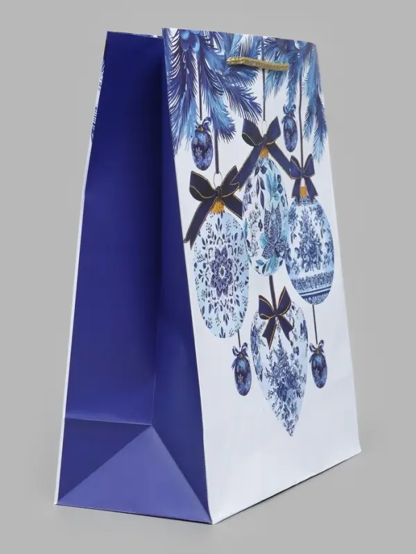 Пакет подарочный ламинированный &laquo;Шары гжель&raquo;, M 26&times;32&times;12 см