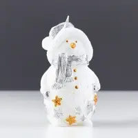 Новогодняя свеча декоративная &laquo;Снеговичок&raquo;, 6&times;5.5&times;11 см, белый