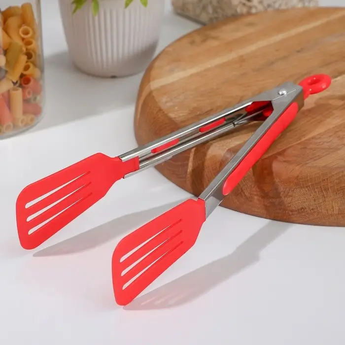 Щипцы кулинарные Доляна «Лопатка», 25×5 см, цвет красный Щипцы кулинарные Доляна «Лопатка», 25×5 см, цвет красный