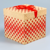 Коробка подарочная самосборная «Горошек» крафт 15×15×15 см