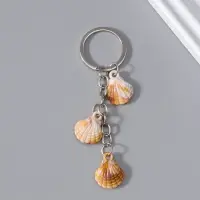 Брелок пластик "Ракушки Гребешок" 3 ракушки 2,4х1,8х7 см