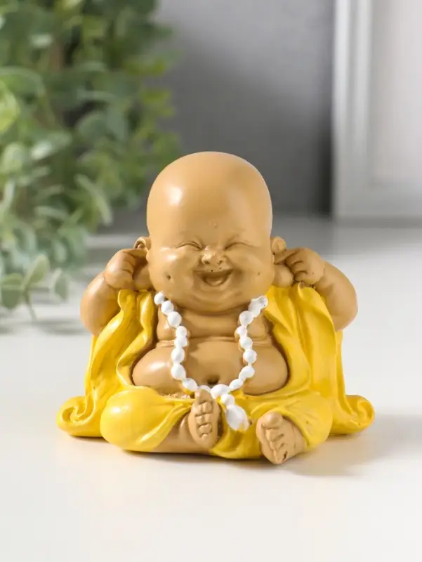 Фигурка полистоун &laquo;Маленький хотей в жёлтом одеянии - не слышу&raquo;, 7.5&times;9.5&times;8.3 см