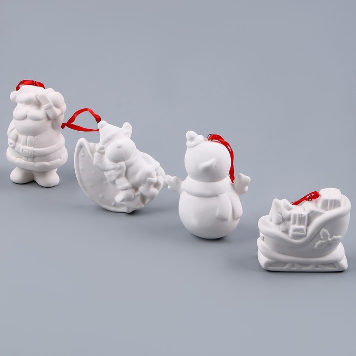 Набор ёлочных украшений под раскраску «Волшебный», 4 шт., с подвесом, кисть Набор ёлочных украшений под раскраску «Волшебный», 4 шт., с подвесом, кисть