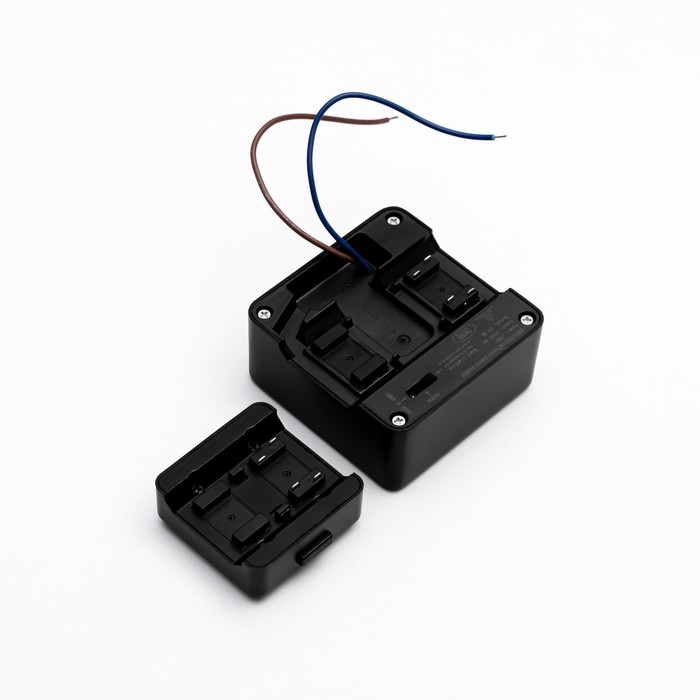 Драйвер для трековой системы Драйвер для трековой системы "SLIM-200" 200Вт 48V черный 8,8х8,8х4,1см