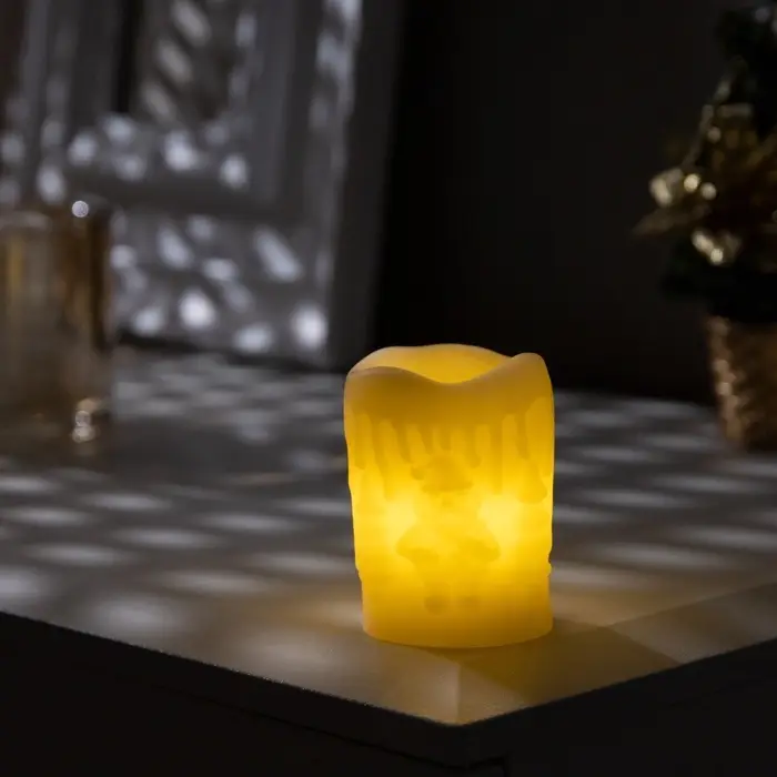 Светодиодная фигура &laquo;Свеча&raquo; 4.5&times;7.5&times;4.5 см, пластик, от батареек AG13&times;3, свечение тёплое белое