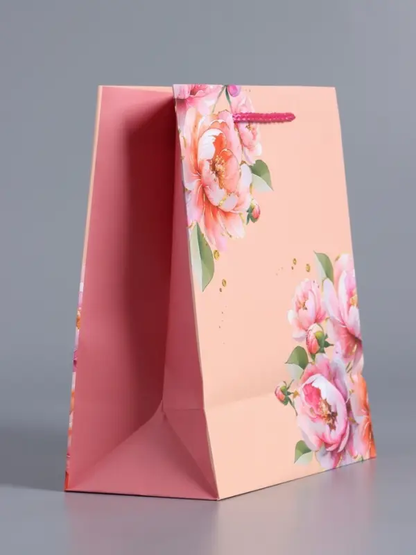 Пакет подарочный ламинированный "Цветы" 18 х 22,3 х 10 см