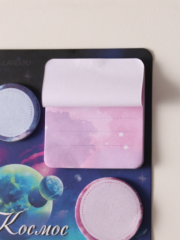 Магнит с блоком для записей и стикерами  Магнит с блоком для записей и стикерами "Космос внутри" 10х12 см