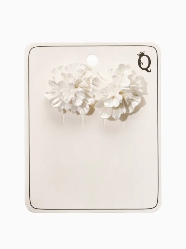 Серьги Серьги "Цветок бархатец", цвет белый перламутр