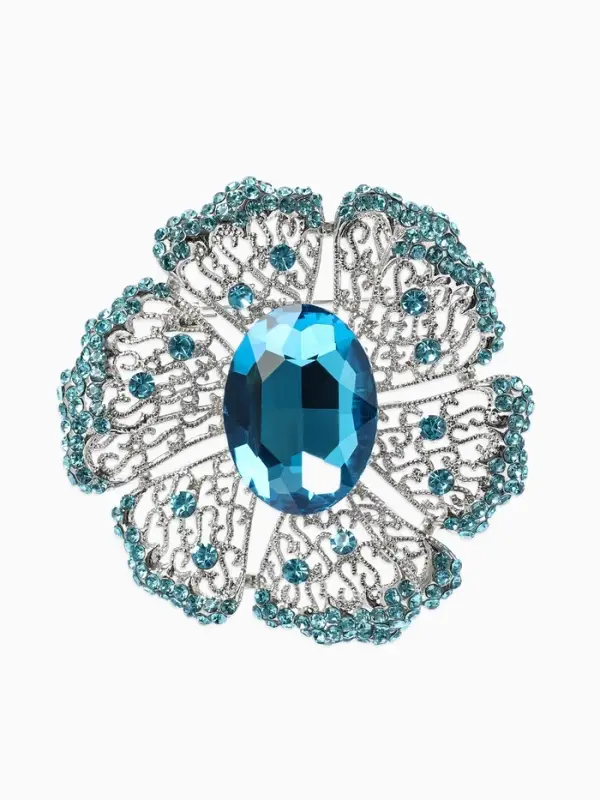 Брошь &laquo;Цветок&raquo; сапфир, стразы, цвет сний в серебре