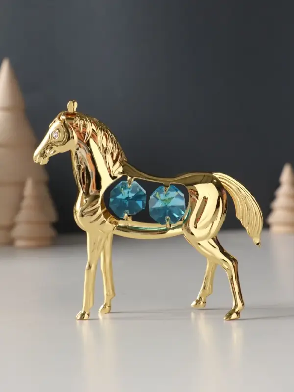Сувенир  Лошадь с 4-мя бирюзовыми хрусталиками, 9х3х9 см. Сувенир  Лошадь с 4-мя бирюзовыми хрусталиками, 9х3х9 см.