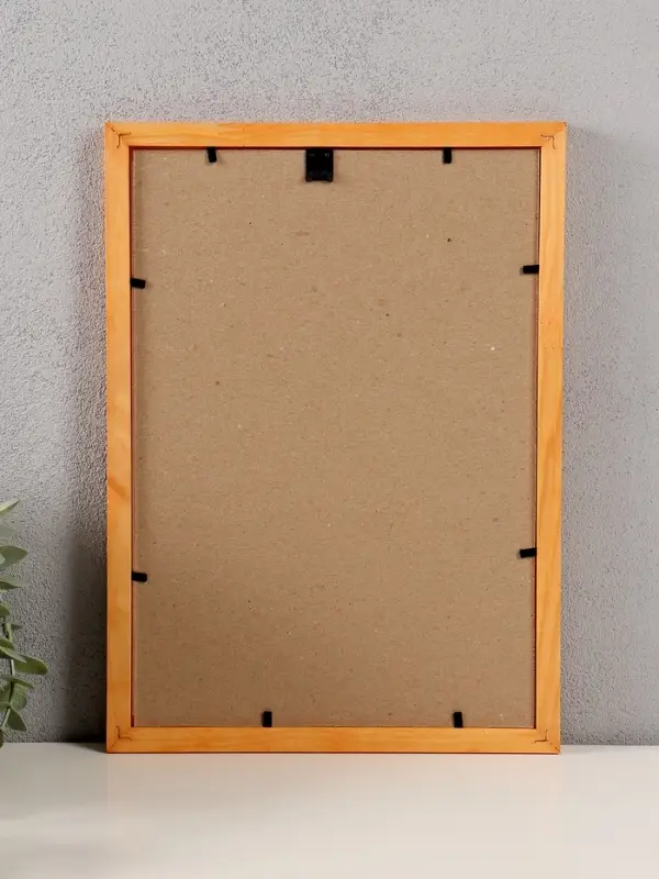 Фоторамка дерево 21х30 см, сосна №2 (пластиковый экран) Фоторамка дерево 21х30 см, сосна №2 (пластиковый экран)