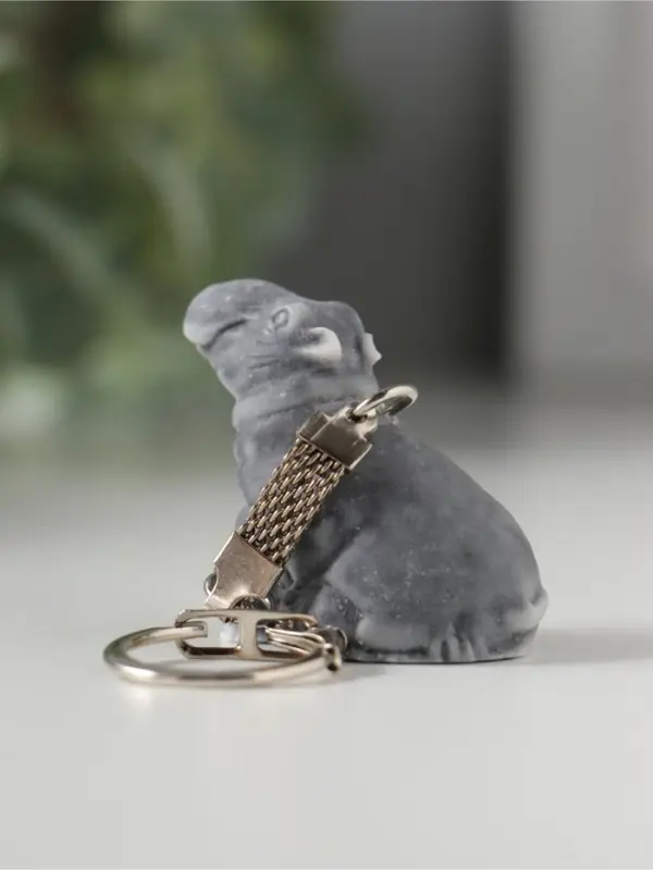 Брелок "Бегемотик сидящий маленький", 3,7см