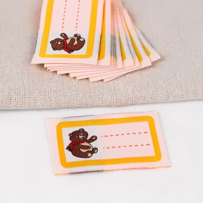 Нашивка «Мишка», 5,5 × 3,2 см, 10 шт, цвет жёлтый Нашивка «Мишка», 5,5 × 3,2 см, 10 шт, цвет жёлтый