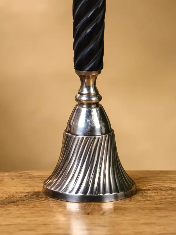 Колокольчик с чёрной ручкой, 18 см, латунь Колокольчик с чёрной ручкой, 18 см, латунь
