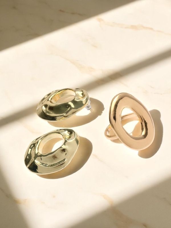 Набор 2 предмета: серьги, кольцо Набор 2 предмета: серьги, кольцо "Круг" мятый, цвет золото