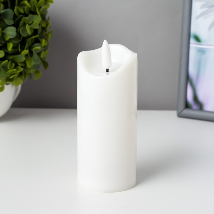 Светодиодная свеча, ночник LED RISALUX «Классик» с эффектом живого пламени, от батареек 3×AG13, 5×5×12 см Светодиодная свеча, ночник LED RISALUX «Классик» с эффектом живого пламени, от батареек 3×AG13, 5×5×12 см