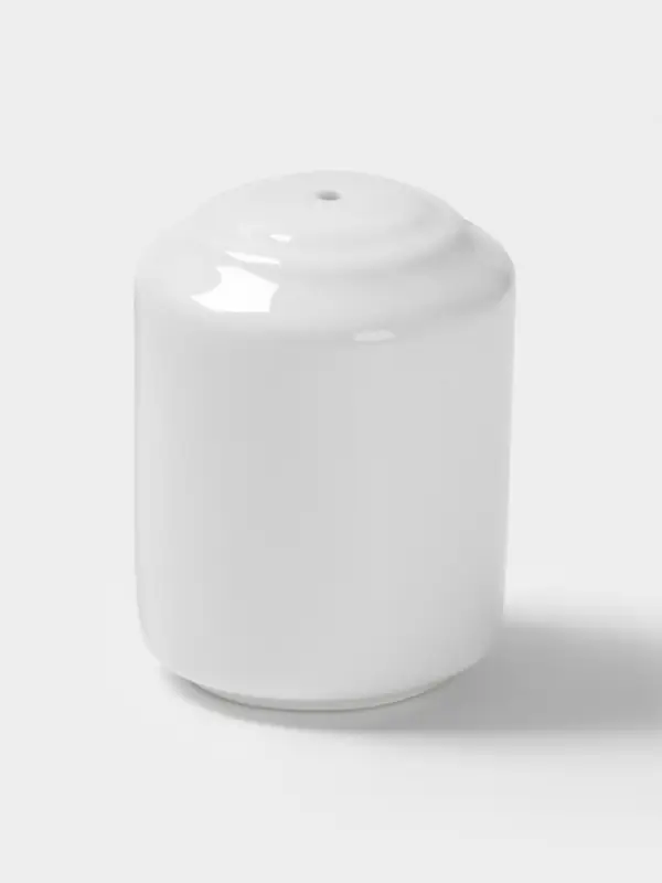 Солонка Hanna Knövell, фарфор, белая Солонка Hanna Knövell, фарфор, белая