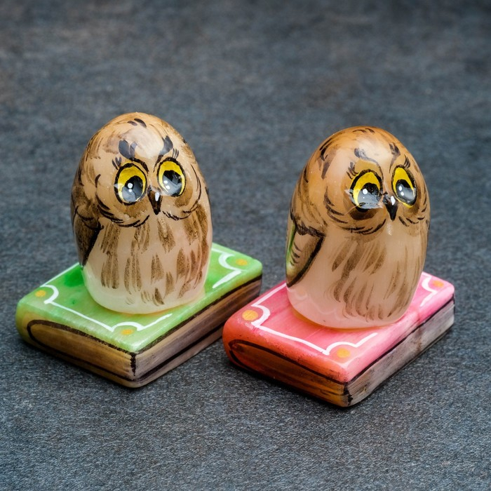 Сувенир «Совенок на книге», 3,5×5 см, селенит Сувенир «Совенок на книге», 3,5×5 см, селенит