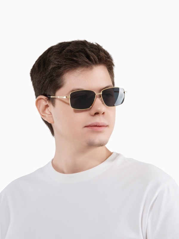 Очки солнцезащитные  поляризационные, дужка 13.2 см, ширина 12.8 см, линза 4.3 х 5.5 см Очки солнцезащитные  поляризационные, дужка 13.2 см, ширина 12.8 см, линза 4.3 х 5.5 см