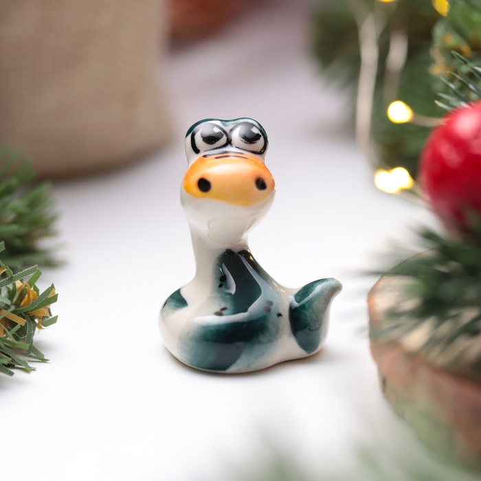 Новый год. Сувенир символ года 2025 Новый год. Сувенир символ года 2025 "Змея Кнопка", гжель, цвет, 4 см