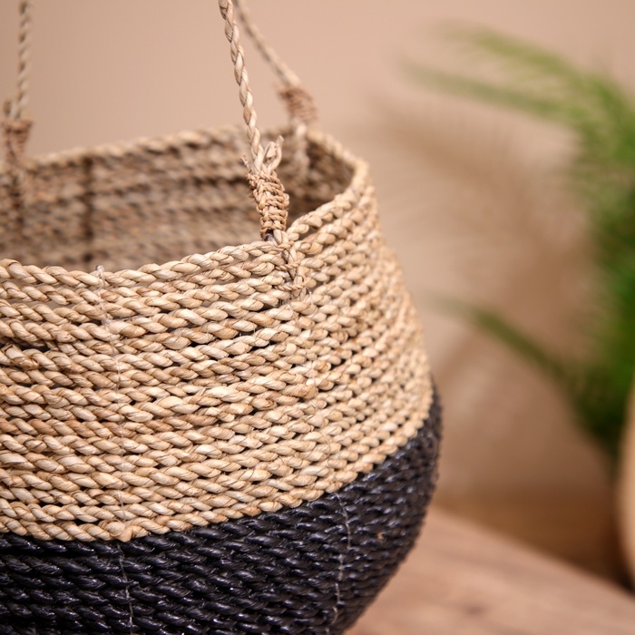 Кашпо плетёное, подвесное 20х20х65 см Кашпо плетёное, подвесное 20х20х65 см