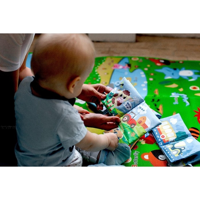 Книжка-шуршалка «Сказка Колобок» 11х11 см