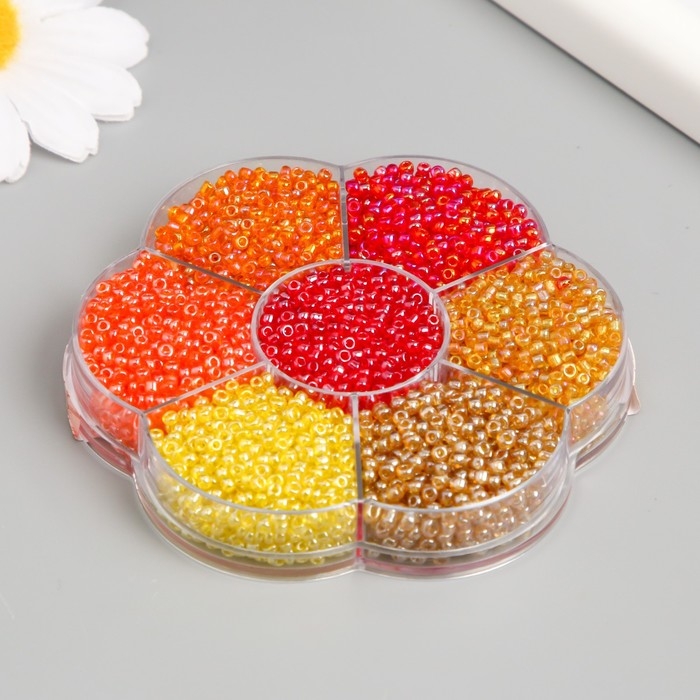 Бисер стекло 12/0 в цветке  Бисер стекло 12/0 в цветке "Палитра красного" перелив. перламутр 7 цветов х 8  гр 8,2х8,2х2 см   990