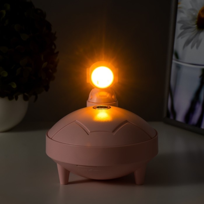 Ночник-проектор с увлажнителем Ночник-проектор с увлажнителем "Космонавт" LED USB АКБ МИКС 14х14х15 см RISALUX