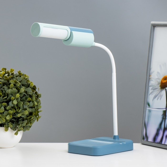 Настольная лампа Настольная лампа "Лансер" LED 3,5Вт USB АКБ сине-лазурный 11х15х45 см RISALUX