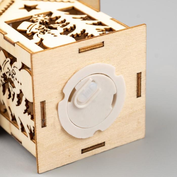 Ёлочная игрушка «Домик со снеговиком», от батареек, свечение тёплое белое Ёлочная игрушка «Домик со снеговиком», от батареек, свечение тёплое белое