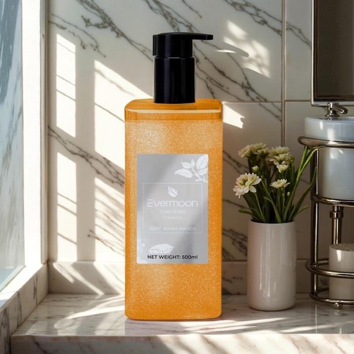 Жидкое мыло TOM FORD Tobacco, с шиммером, 500 мл Жидкое мыло TOM FORD Tobacco, с шиммером, 500 мл