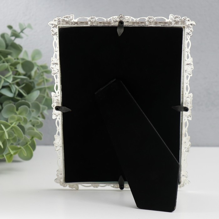 Фоторамка металл 13х18 см Фоторамка металл 13х18 см "Цветочная рама" 15х20 см