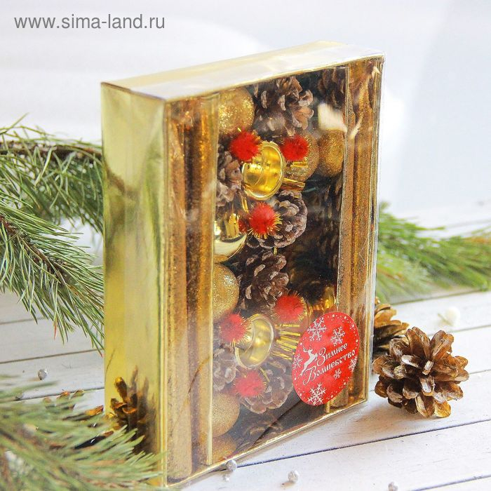 Свеча новогодняя с подсвечником Свеча новогодняя с подсвечником "Золотые шары" (набор 4 шт) 4х13х17 см