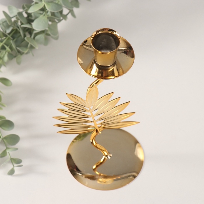 Подсвечник металл на 1 свечу Подсвечник металл на 1 свечу "Лист папоротника" d-2 см 9х9х21 см