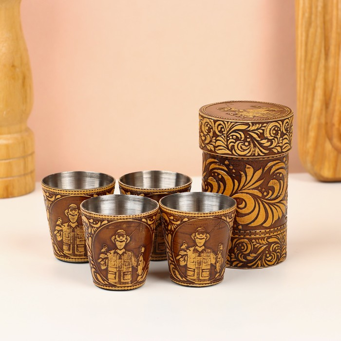 Набор стопок «Рыбак», 4 шт, в футляре, 4,5×4,5×9 см, береста Набор стопок «Рыбак», 4 шт, в футляре, 4,5×4,5×9 см, береста