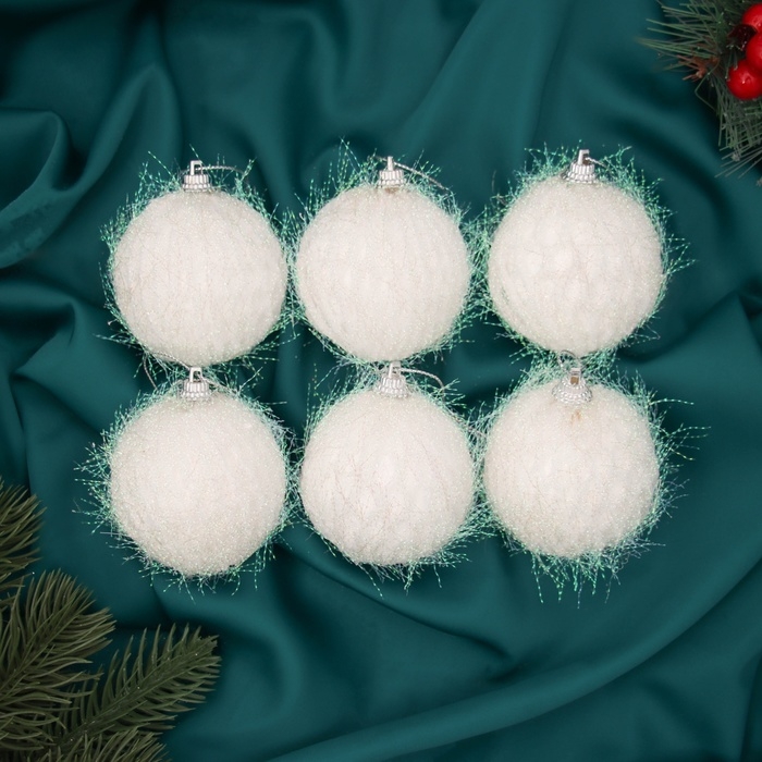 Набор шаров пластик d-6 см, 6 шт Набор шаров пластик d-6 см, 6 шт "Бенеце" белый