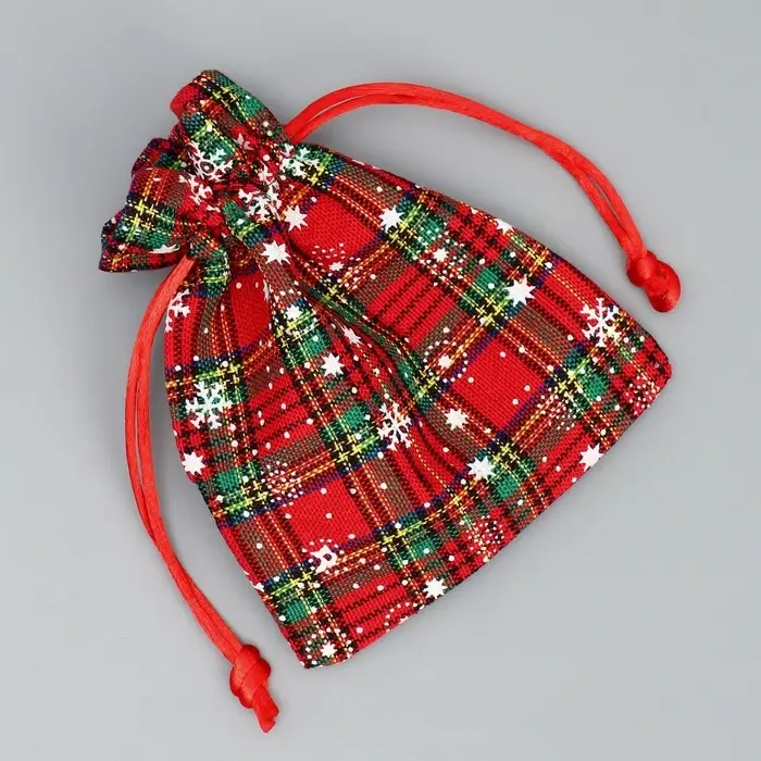 Мешочек подарочный холща «Новогодние истории», снежинки, 10 х 12 см +/- 1.5 см Мешочек подарочный холща «Новогодние истории», снежинки, 10 х 12 см +/- 1.5 см